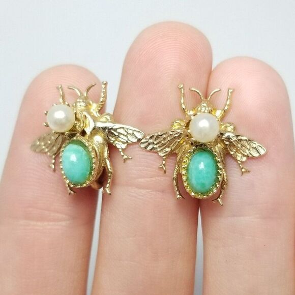 Vintage Insect Bug Fly Clip On Screw Back Earrings, Gold Tone Green Cabochon - Picture 5 of 6